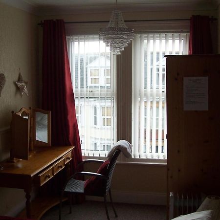 Avalon Guest Accommodation グレート・ヤーマス エクステリア 写真